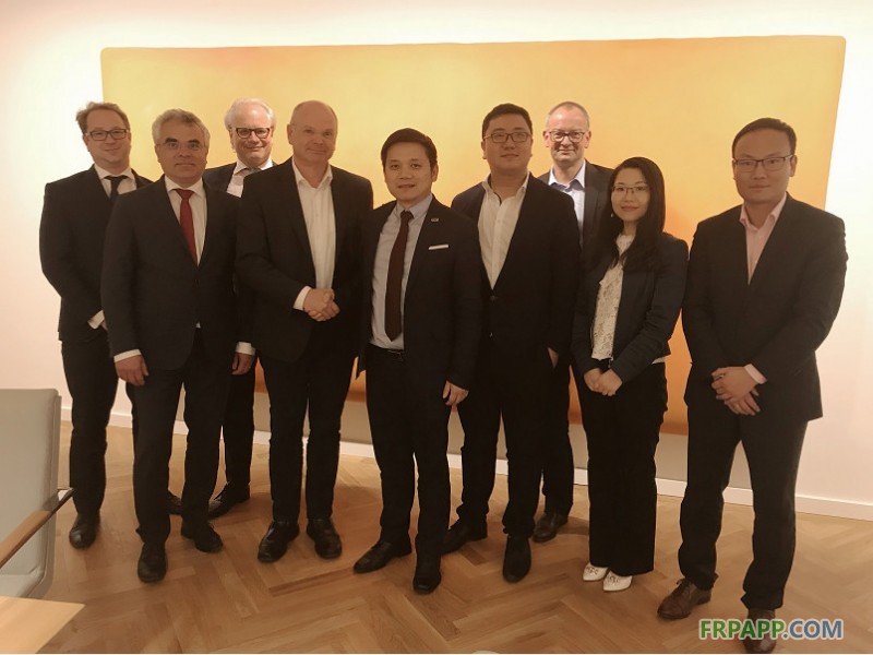 SGL Kümpers是歐洲知名的復合材料織物生產企業(yè)，旗下產品包括玻璃纖維、碳纖維機織織物、NCF經編織物及3D編織織物，廣泛應用于風電及汽車行業(yè)，長期為寶馬、奧迪等汽車主機廠，Enercorn、TPI等知名風電企業(yè)，提供玻纖及碳纖織物產品。